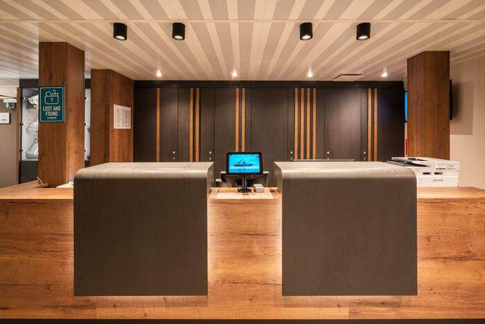 Oceanwide Expeditions, Ortelius, Reception 01 ©Olaf Kramer Oceanwide Expeditions.jpg